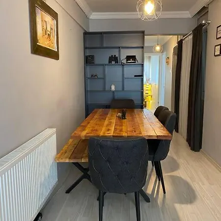 Huzurlu, Modern Ve Sik * Izmir